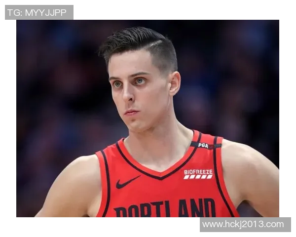 NBA历史首人!科林斯单场送出5三分+5抢断+4盖帽 NBA历史首人!科林斯单场送出5三分+5抢断+4盖帽